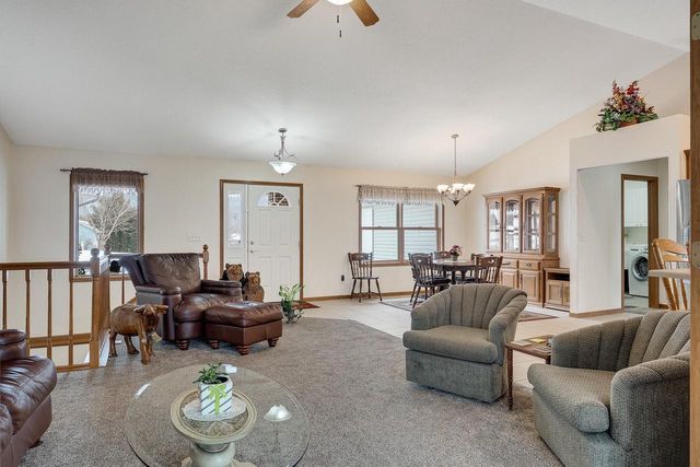 4301 Mariah DRIVE N, La Crosse, WI 54601