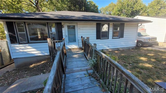 217 Anistasia Drive, Hazelwood, MO 63135