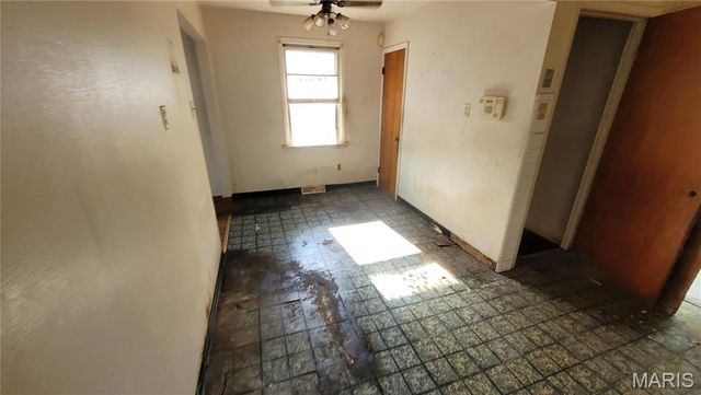 217 Anistasia Drive, Hazelwood, MO 63135