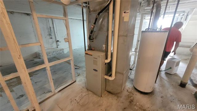 217 Anistasia Drive, Hazelwood, MO 63135