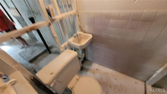 217 Anistasia Drive, Hazelwood, MO 63135