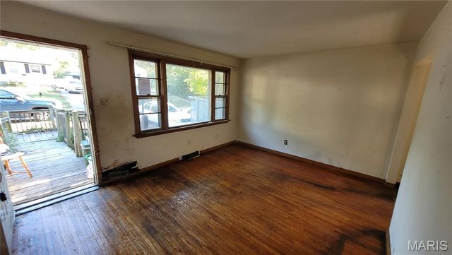 217 Anistasia Drive, Hazelwood, MO 63135