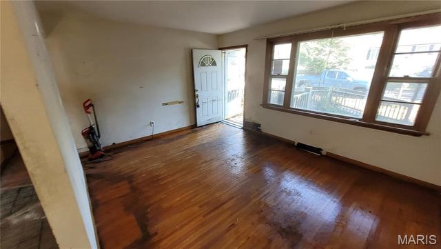 217 Anistasia Drive, Hazelwood, MO 63135