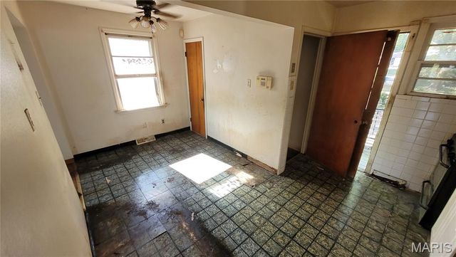 217 Anistasia Drive, Hazelwood, MO 63135