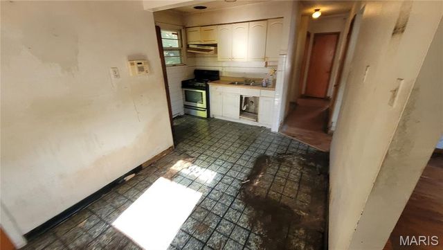 217 Anistasia Drive, Hazelwood, MO 63135