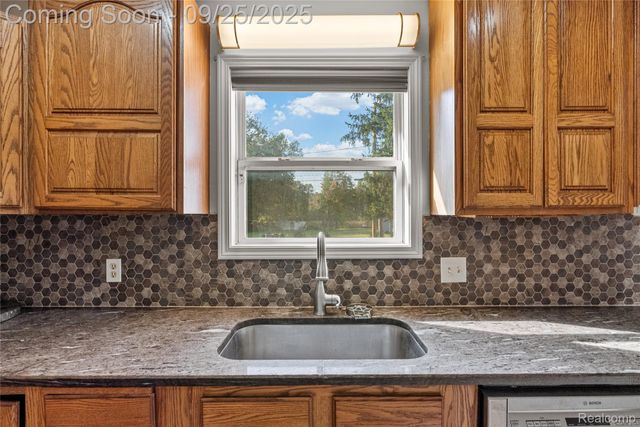 2085 Byrnes Drive, Clio, MI 48420