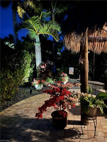 13466 Ladyfish LN, Naples, FL 34114