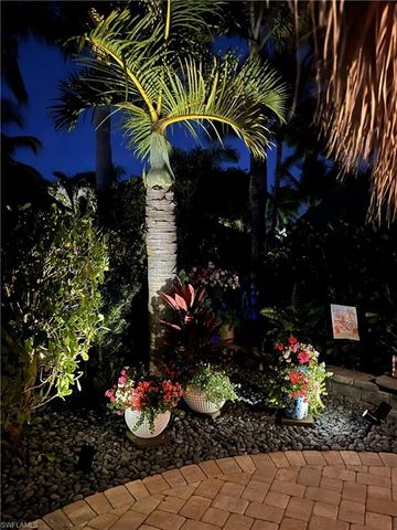 13466 Ladyfish LN, Naples, FL 34114