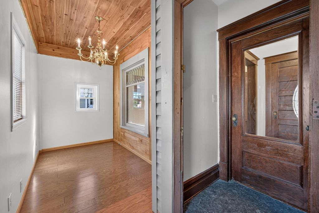 115 E 35th Street, Minneapolis, MN 55408 — photo 3