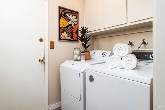 51 Mount Muir Ct, San Rafael, CA 94903