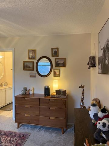 456 Falling LN, Virginia Beach, VA 23454