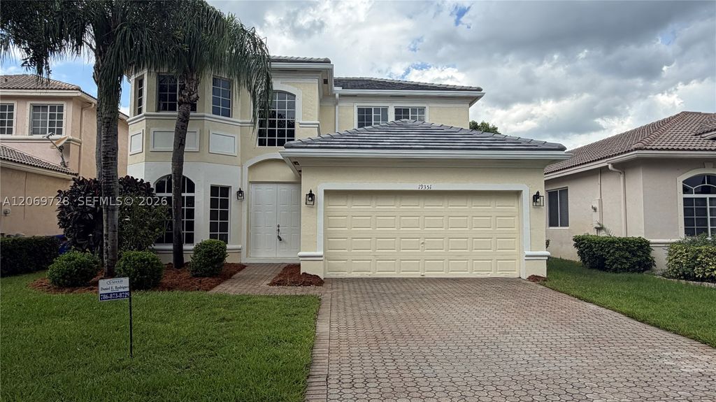 19351 SW 61st St 19351, Pembroke Pines, FL 33332