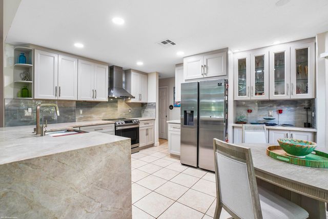 3848 Miramontes Circle, Wellington, FL 33414