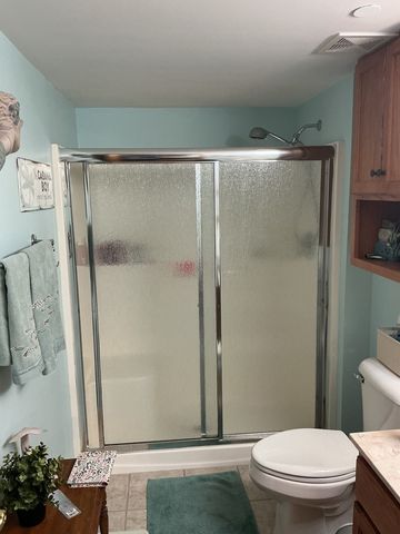 6840 W Winding Trail 301, Oak Forest, IL 60452
