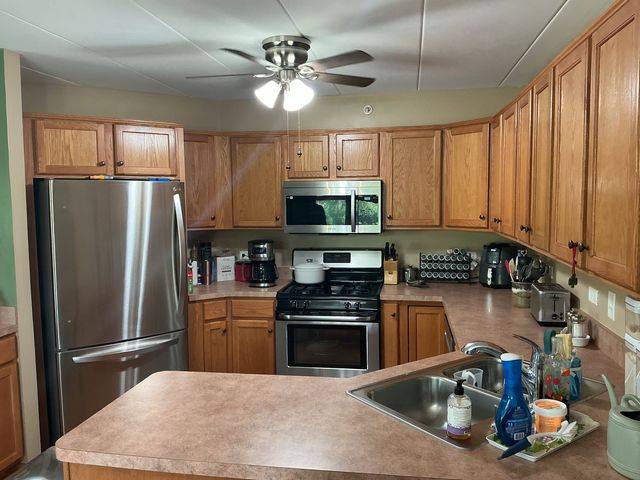6840 W Winding Trail 301, Oak Forest, IL 60452