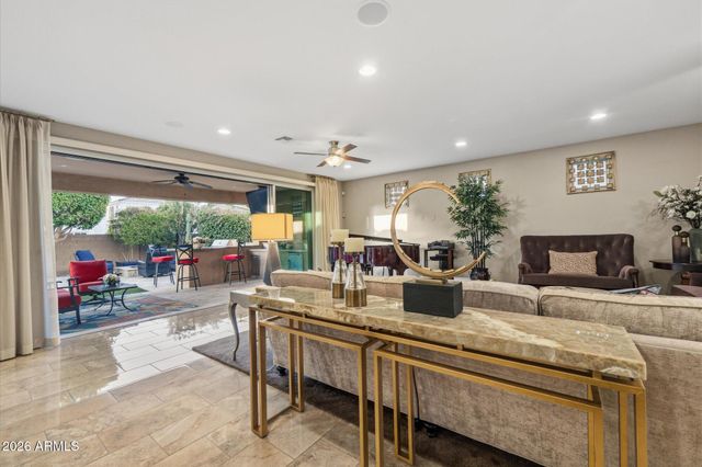 2152 E KESLER Lane, Chandler, AZ 85225
