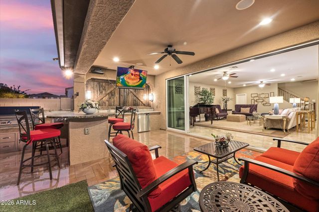 2152 E KESLER Lane, Chandler, AZ 85225