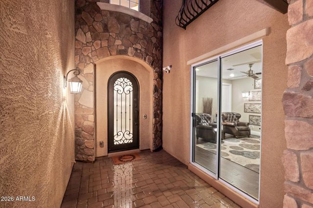 2152 E KESLER Lane, Chandler, AZ 85225