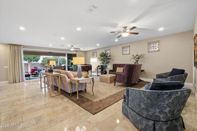 2152 E KESLER Lane, Chandler, AZ 85225