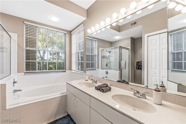 24827 Lakemont Cove LN 101, Bonita Springs, FL 34134