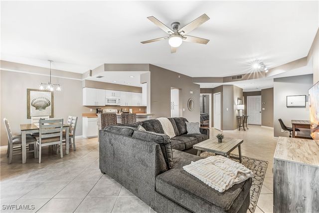 24827 Lakemont Cove LN 101, Bonita Springs, FL 34134