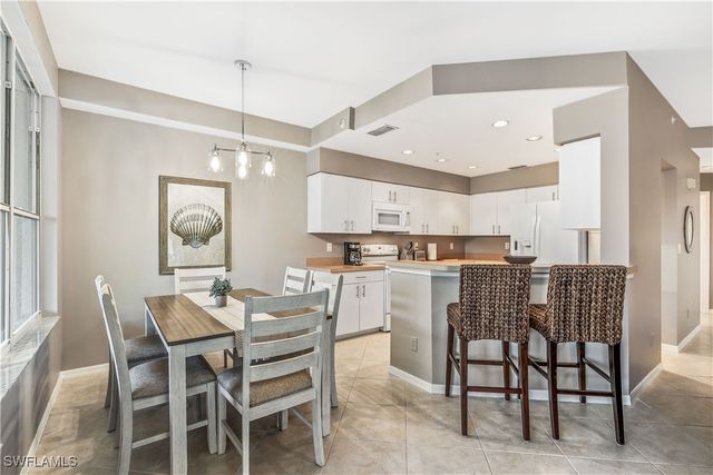 24827 Lakemont Cove LN 101, Bonita Springs, FL 34134