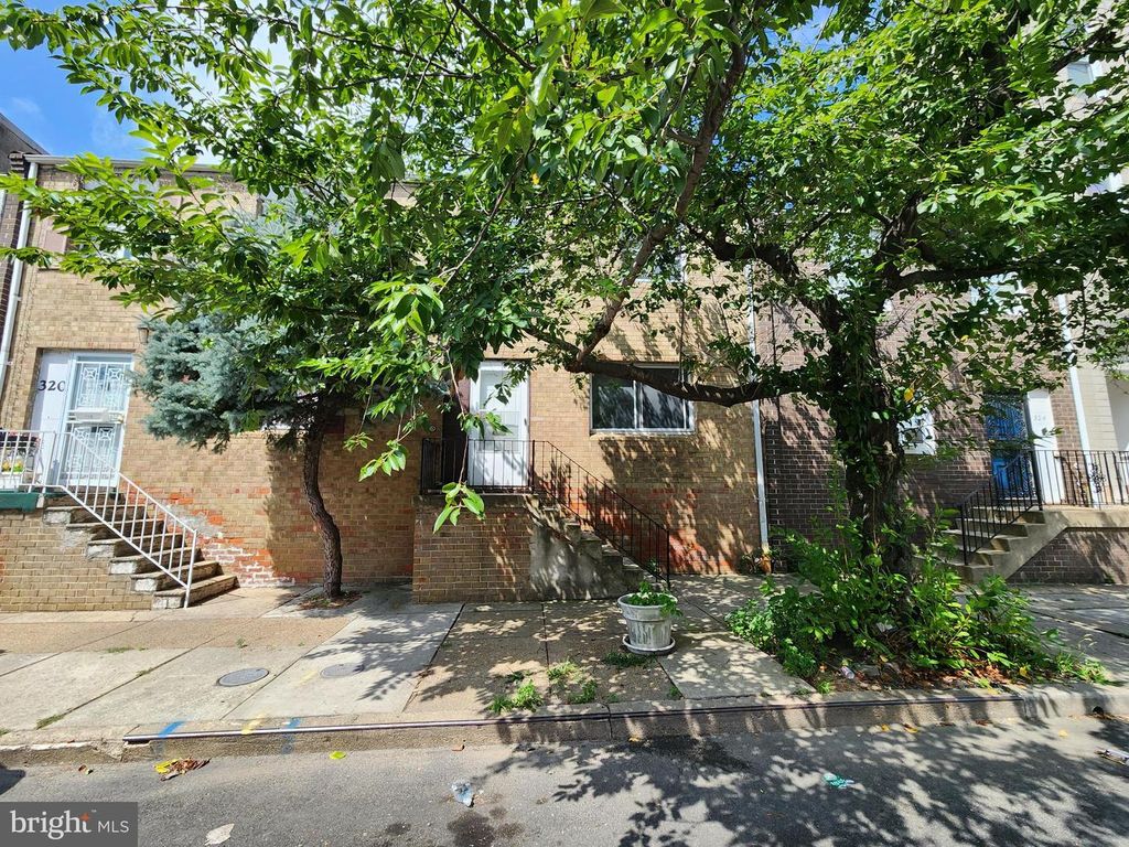 322 N CAREY ST, Baltimore, MD 21223