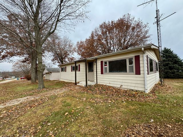 411 S Davis Street, Seatonville, IL 61359