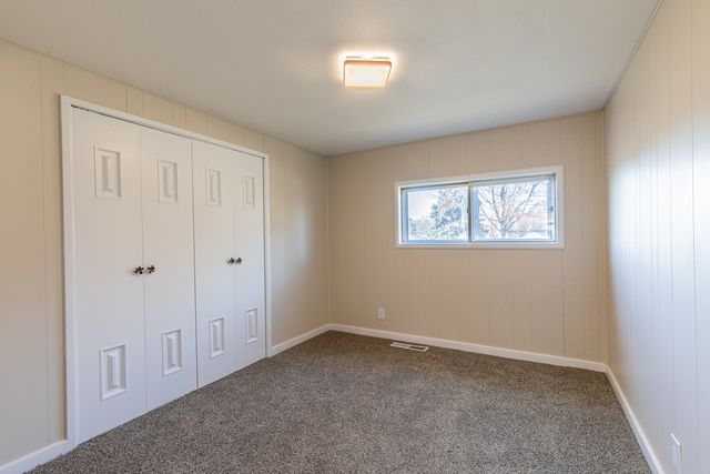 411 S Davis Street, Seatonville, IL 61359