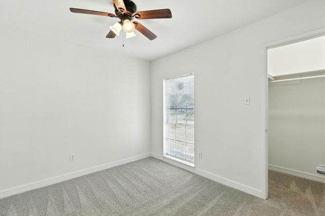 12206 Lennox Gardens Drive, Houston, TX 77066