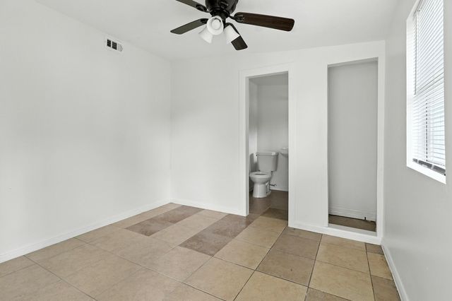 12206 Lennox Gardens Drive, Houston, TX 77066