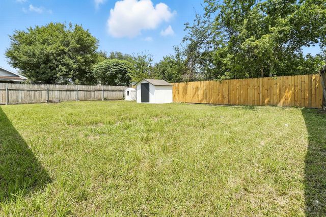 12206 Lennox Gardens Drive, Houston, TX 77066