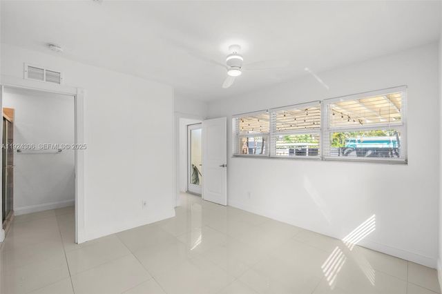 1627 Moffett St, Hollywood, FL 33020