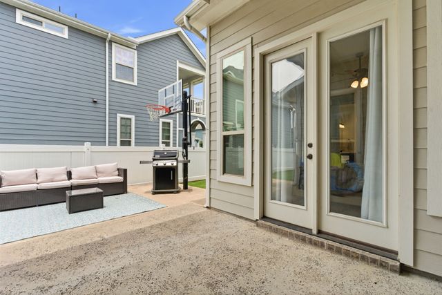 1408 Downing Drive, Aubrey, TX 76227