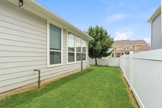 1408 Downing Drive, Aubrey, TX 76227