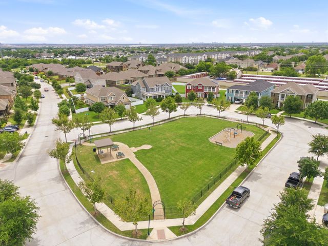 1408 Downing Drive, Aubrey, TX 76227