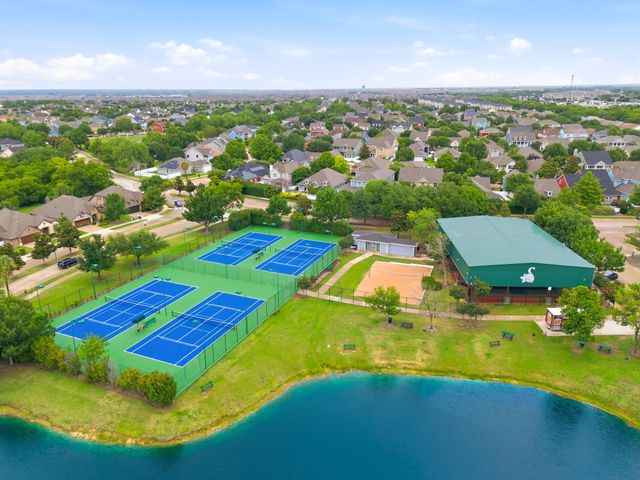 1408 Downing Drive, Aubrey, TX 76227