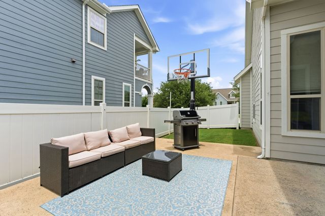 1408 Downing Drive, Aubrey, TX 76227