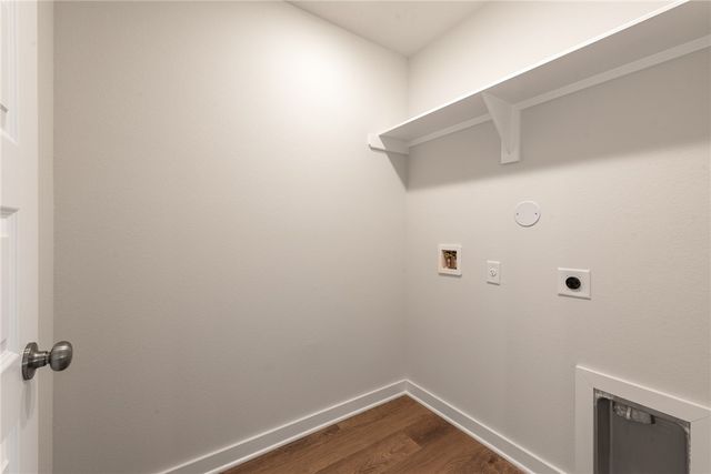 354 Harvest Lake Drive, Snook, TX 77878