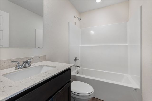 354 Harvest Lake Drive, Snook, TX 77878