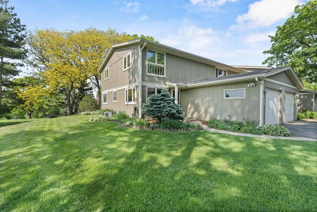 3542 Valley Ridge Road, Middleton, WI 53562