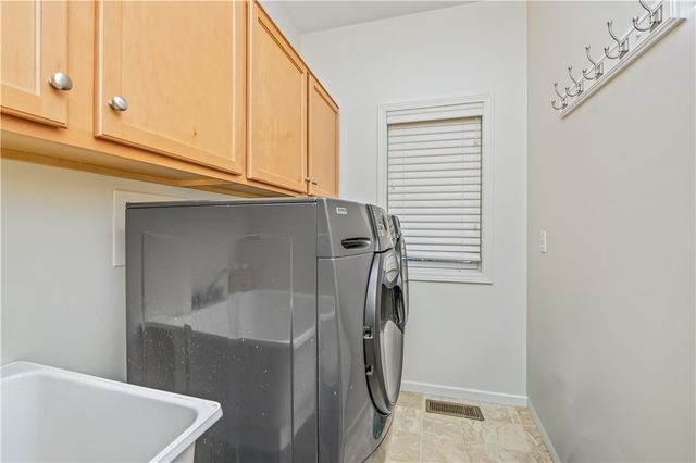 1303 Nature Trail Circle, Webster, NY 14580