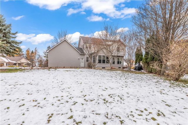 1303 Nature Trail Circle, Webster, NY 14580