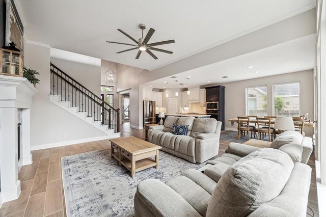 153 South Bearkat Court, Montgomery, TX 77316