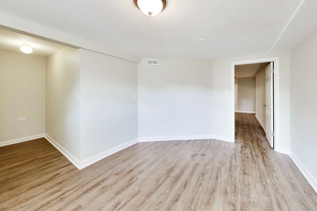 6520 S Ellis Avenue, Chicago, IL 60637