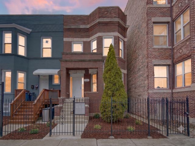 6520 S Ellis Avenue, Chicago, IL 60637