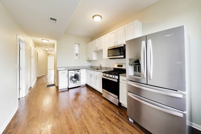 6520 S Ellis Avenue, Chicago, IL 60637