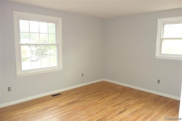 5814 Raven Road, Bloomfield Hills, MI 48301