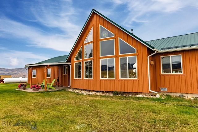 12 Bench Road, Whitehall, MT 59759