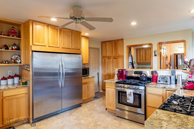 12 Bench Road, Whitehall, MT 59759